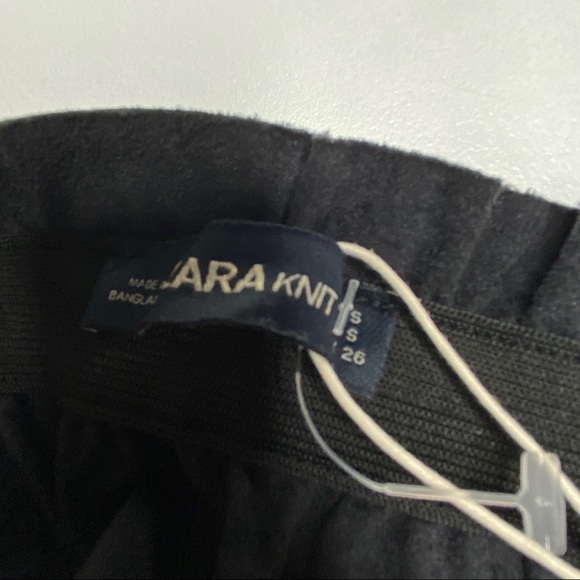 NWT Small Zara Knit Shiny Faux Patent pull on Skirt - Picture 9 of 10